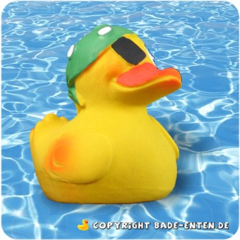 Badeente Pirat Duck mit grüner Mütze